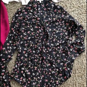 Women’s express portfolio shirt